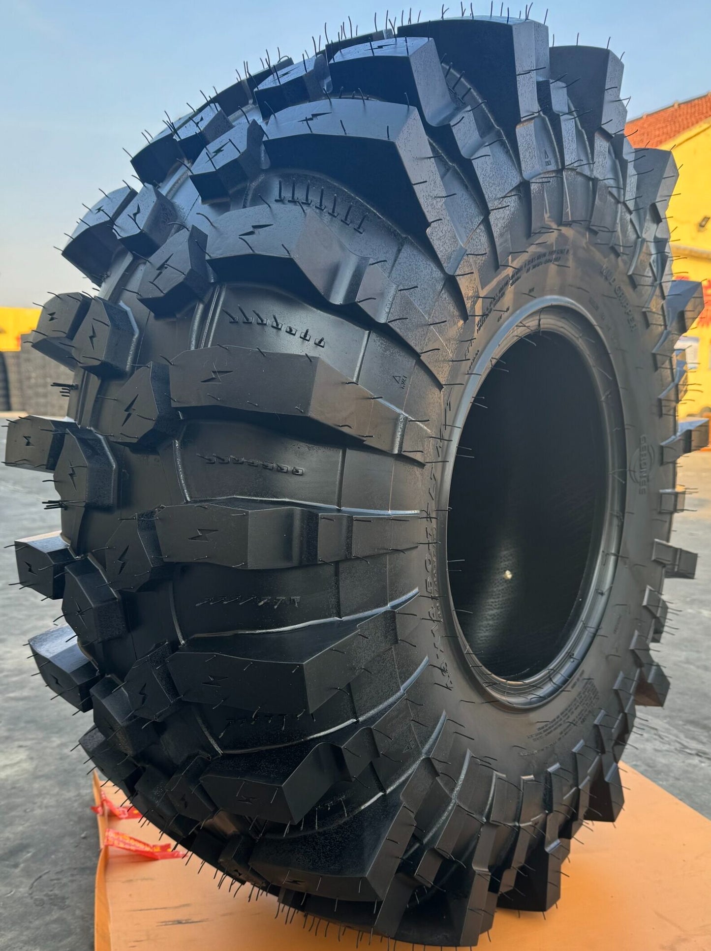 GERONEE TIRES MUD GRIPPER M/T EXTREME OFFROAD (ver tamaños disponibles)