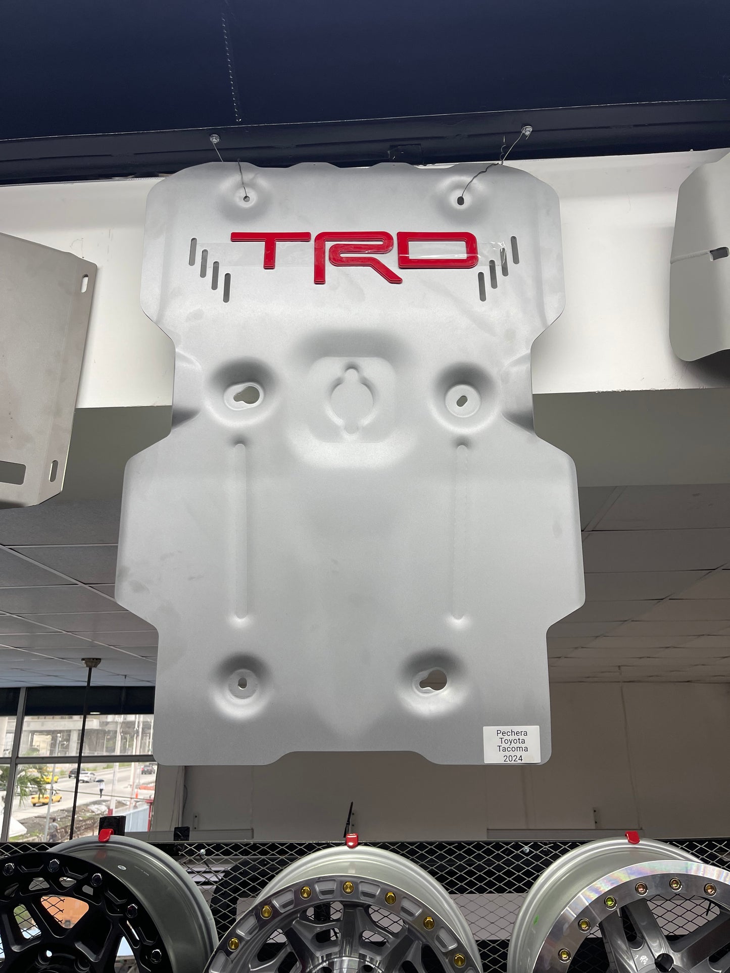 SKIDPLATE/PECHERA PARA TOYOTA TACOMA 2024 TRD