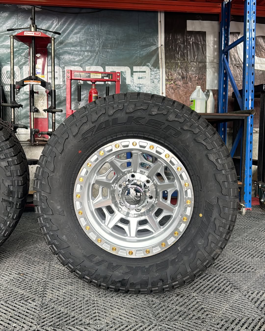 RINES ALEACIÓN ALUMINIO (NO BEADLOCK) 6X114.3 (PARA NP300) 17X9 ET-12 CB66.5 (JUEGO 4 UNIDADES) VER OPCIONES