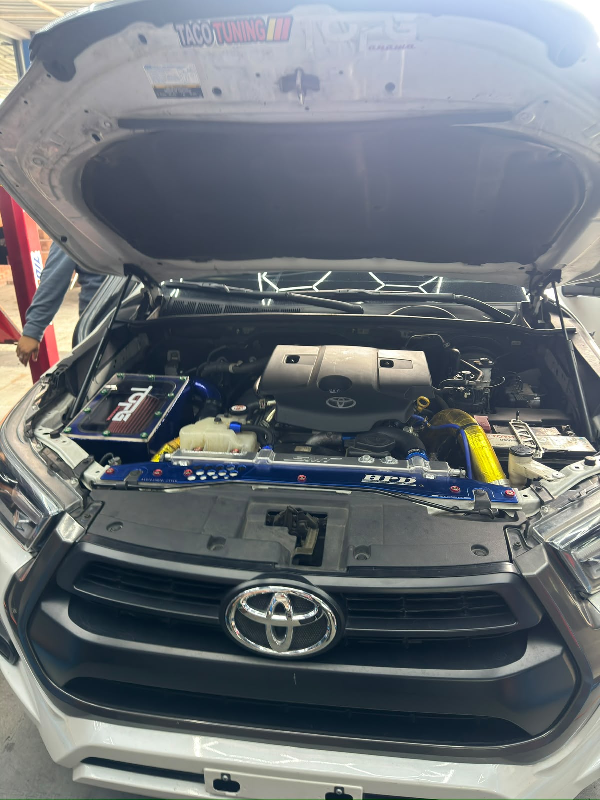 HPD N80 Radiator Cover suitable for Toyota Hilux