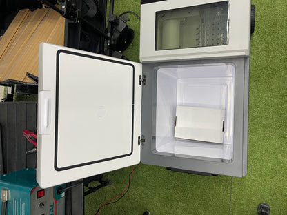 NEVERA PORTATIL CON MAQUINA DE HACER HIELO 45LITROS